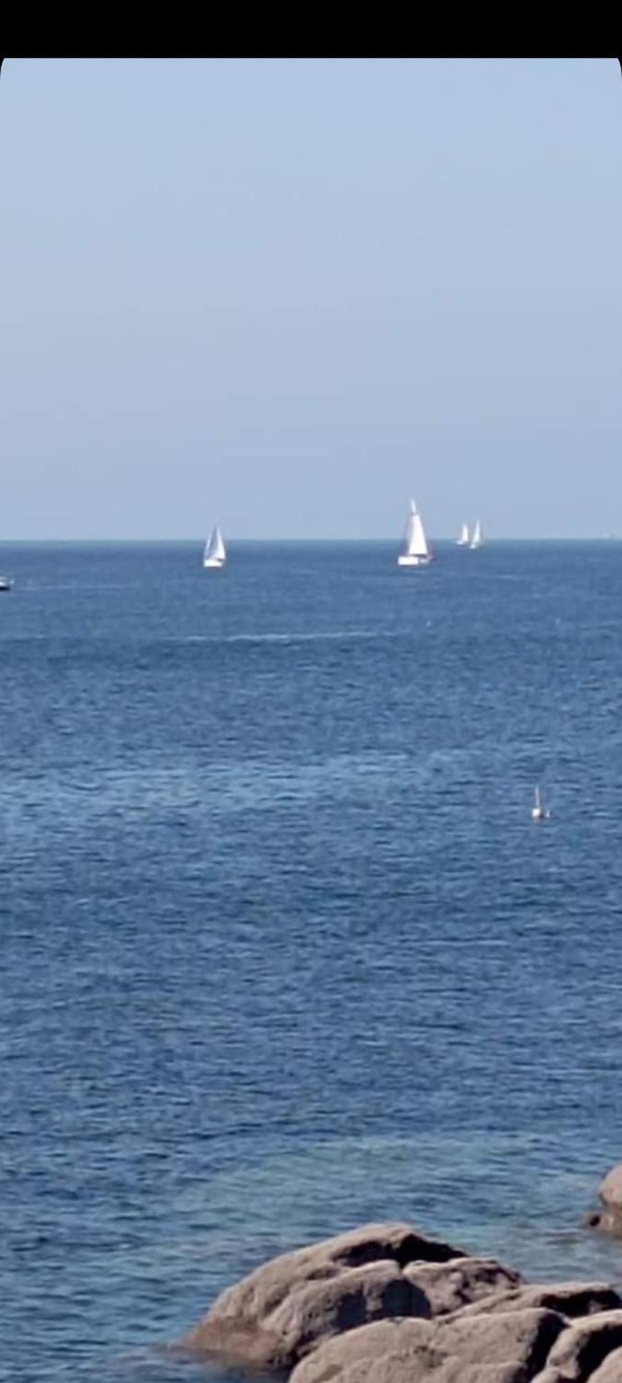 Appartement T3 De 74M2 Tres Lumineux Vue Panoramique Mer Et Plages Concarneau Exterior photo